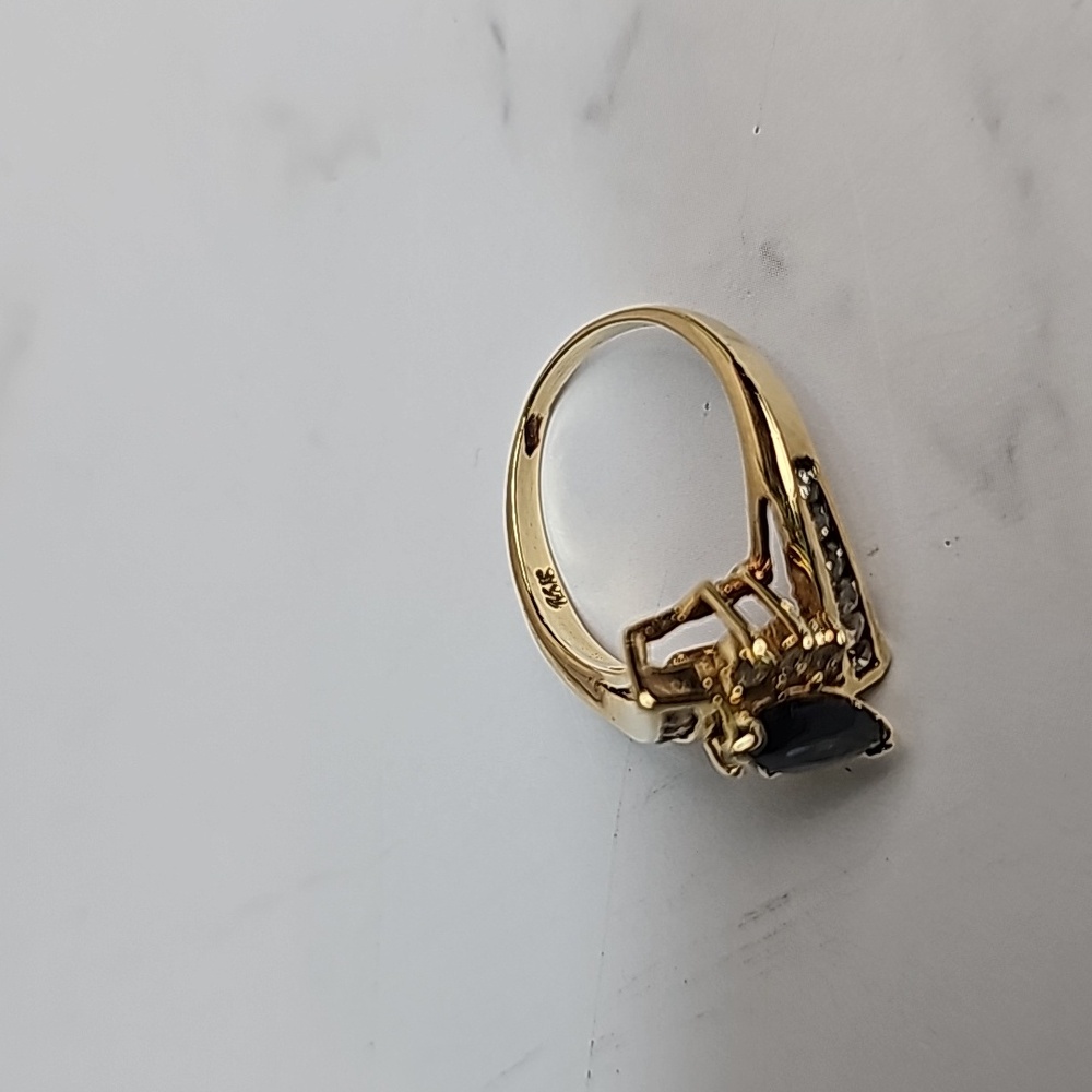 14KT YELLOW GOLD BLUE MARQUIS CUT SAPPHIRE AND DIAMOND RING - Picture 10 of 12